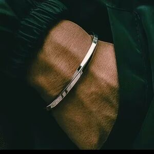 Men’s Stainless Steel “Twist” Adjustable Cuff Bracelet!